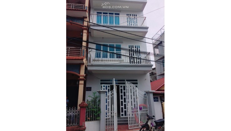 Cho thuê nhà 3 tầng Thạch Bàn - Long Biên – Hà Nội 6.5 triệu