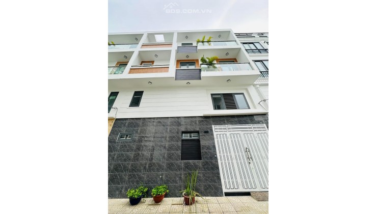 Bán nhà 40m2  Nơ Trang Long, Bình Thạnh. Xe hơi đậu trong nhà, ngang bề thế 9m giá nhỉnh 8 tỷ.