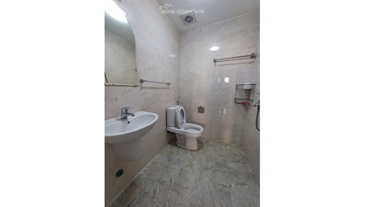 Bán căn hộ tòa HH1 Dương Đình Nghệ – Cầu Giấy, 97m 2PN 2WC nhà đẹp đầy đủ đồ, Giá 4.8 tỷ có ra lộc LH 0828353222