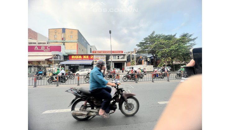 Cực Hiếm: Bán Nhà Mặt Tiền Phan Văn Trị, Gò Vấp. Kinh doanh sầm uất chỉ 16 tỷ