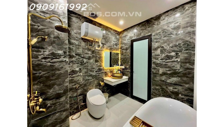 Nhà Văn Cao view vườn hoa không còn căn thứ 2 90m2 sân cổng chỉ 7,x tỷ