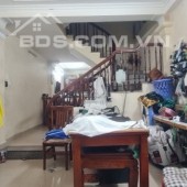 Bán Nhà Nguyễn Sơn , Long Biên . 58M x 4T . Gần Phố , 4 Chỗ Đỗ Cổng . Giá 6.3 Tỷ .