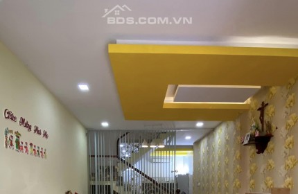 KHU VIP NHẤT HỒNG HÀ - 4 TẦNG CHẮC CHẮN. SÁT SÂN BAY TSN.