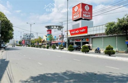 Bán lô đất siêu vip mặt tiền đường 23/10, Nha trang, sát Lotte Mart
giá 100 tr/m2