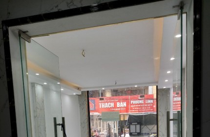 Chính chủ cho thuê cửa hàng 2 mặt tiền 80m2 mặt phố An trạch, cách ga Cát linh 100m, cạnh ngã ba Cát linh- Hào nam - An trạch