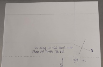 GẤP BÁN - GIÁ CHỐT BẤT NGỜ!  1/ Lê Thúc Hoạch. Quận Tân Phú - Ô tô Thông. Yên tĩnh. Thích Hợp Xây Biệt Thự. Gần Chợ Nguyễn Sơn - Trường Cấp 2-3.  DT 8 × 19 - Giá Chào 15 TỶ 5 - TL Chính Chủ - GIÁ TỐT.