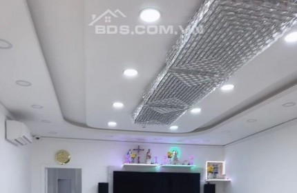 Bán nhà quận 10 phường 14 đường Nguyễn Ngọc Lộc, 30m2, 3 tầng, 5 tỷ 7