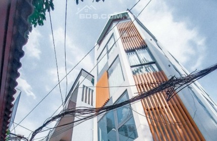 Nhà hẻm xe hơi , 200m2 , 3 lầu ,Bình Thạnh  , giá 17 tỷ.