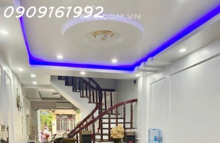 Nhà mặt đường Dân Lập 70m2  sát trường Đại học kinh doanh buôn bán thoải mái