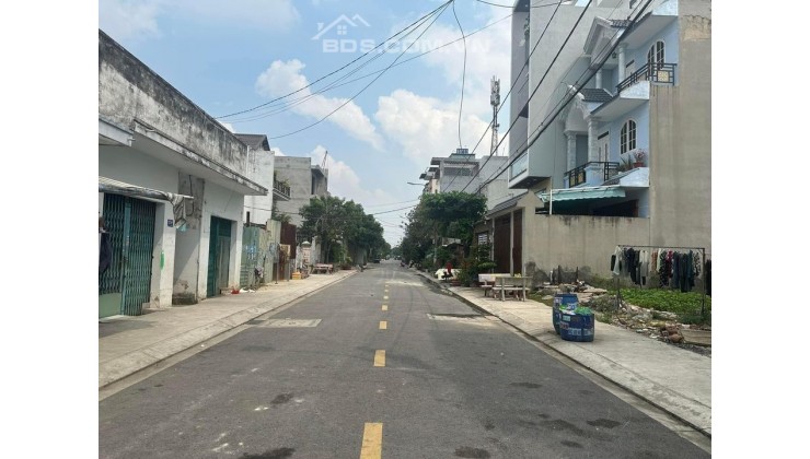 Bán Nhà Đông Hưng Thuận Q12, 100m2 .3 Mặt Tiền ,Đang Cho Thuê 10Tr/Th.Giá 3xx Tỷ