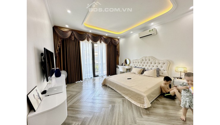 Bán căn nhà xây mới 90m2 tại 193 Văn Cao giá sốc