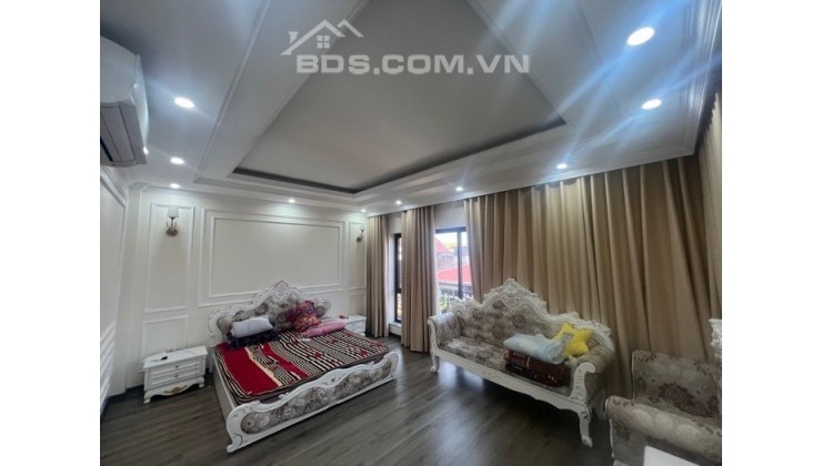 Bán Nhà Sài Đồng , Long Biên 50M x 5T , Ngõ Thông , Gara Ô Tô , Phân Lô . Giá 7 Tỷ