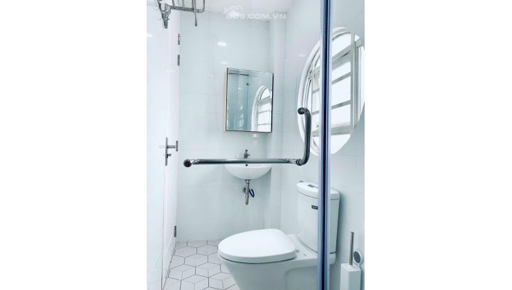 Bán Nhà HXH Thiên Phước, Tân Bình, 25m2, 4 Tầng, Chỉ 5.3 Tỷ TL