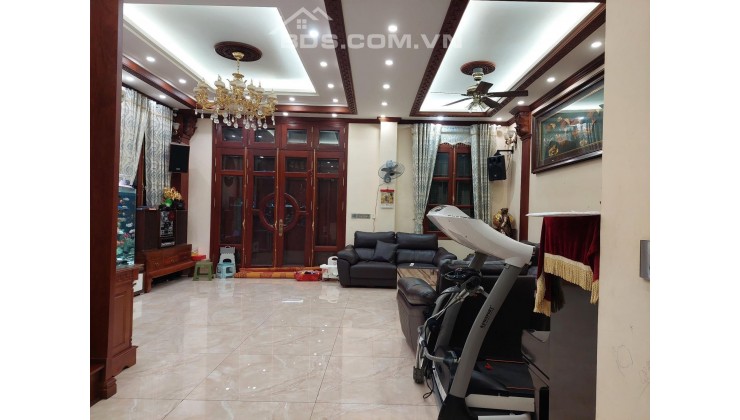 Bán nhà gấp mặt phố Minh Khai - 117m2, 22 tỷ – vỉa hè cực rộng - giá tốt nhất thị trường