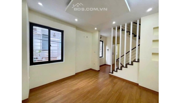 VĂN QUÁN - 5M Ô TÔ ĐỖ - VÀI BƯỚC RA HỒ - XUNG QUANG TIỆN ÍCH BẠT NGÀN