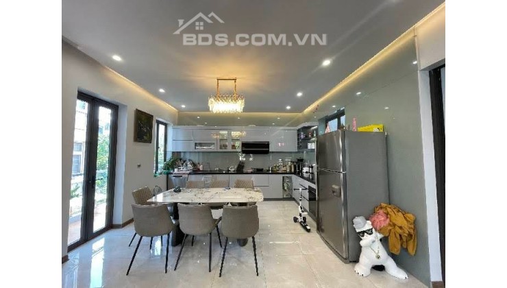 Bán nhà Ngọc Thụy Dt 95m²x4T Mt 9m Gara Ô tô Lô góc Thông gần Công viên Ở Kd Vp Đ.tư Nhỉnh 12 tỷ