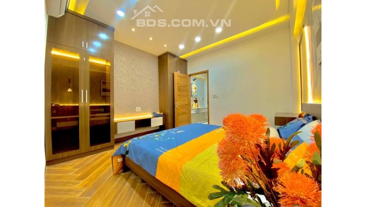 BIỆT THỰ VIP GÒ VẤP - MÊ NGAY TỪ CÁI NHÌN ĐẦU TIÊN -  KHU PHÂN LÔ - HẺM XE TẢI TRÁNH - NGAY MẶT TIỀN ĐƯỜNG