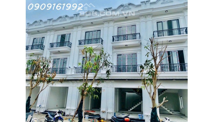 Khu nhà mới đẹp tại Lê Chân. Nhà 4 tầng xây mới cách mặt đường THiên Lôi 30m ô tô đỗ cửa 24/7.