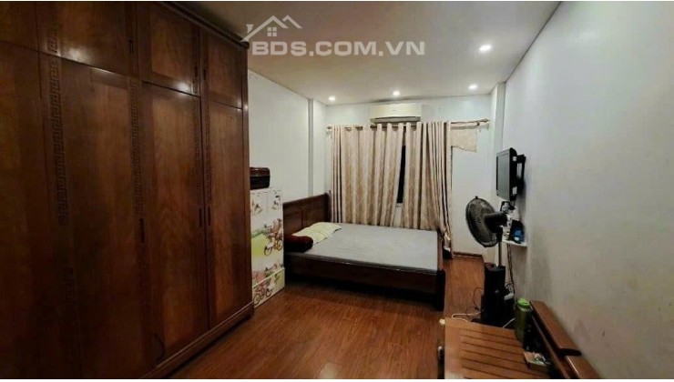 BÁT KHỐI - LONG BIÊN, 40M, Ô TÔ ĐỖ CỔNG, NHỈNH 3 TỶ CÒN TL