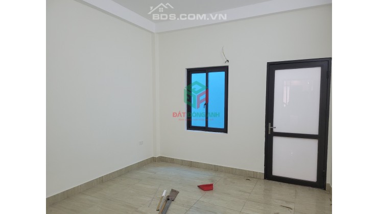 Bán nhà 3 tầng 63m2 Thái Bình Mai Lâm - Ô tô vào - 2,x tỷ