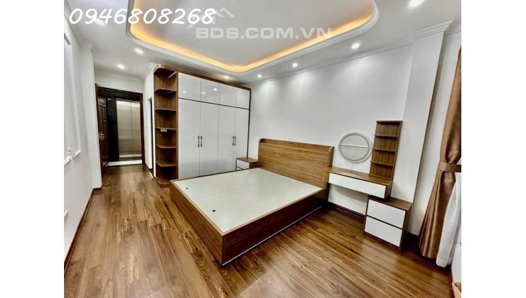 Nhà phố Lê Trọng Tấn, diện tích 40m2 xây 6 tầng, có thang máy, cách ô tô đỗ 10m