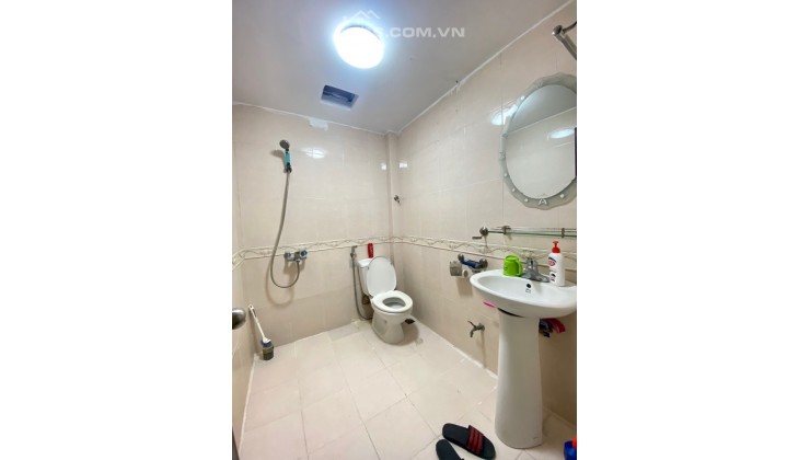 chính chủ  cần bán nhà Minh Khai 45m2-4 tầng giá 3 tỷ 95.lh 0987136162