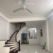 Siêu rẻ, bán nhà Phân Lô Xã Đàn 45m2, 4 Tầng, MT 4,5m, Ô Tô Đỗ Cửa – Kinh doanh giá 10,x Tỷ