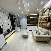 BÁN_NHÀ ĐẸP 6 TẦNG CẦU GIẤY CÓ 1 0 2, 40M2 GIÁ 5.XX TỶ, Ở LUÔN, SỔ NỞ HẬU, NGÕ THÔNG TỨ TUNG.