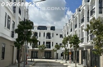 Cần tiền, bán gấp CC Thanh Bình Residence 60m2 tầng thấp, 2PN, 1.3 tỷ. Liên hệ:0909688326.