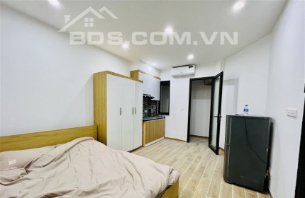 Bán căn hộ dòng tiền 6 tầng thang máy ngay Ngã Tư Sở, 52m2x6T Khương Thượng - Đống Đa.