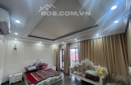 Bán Nhà Sài Đồng , Long Biên 50M x 5T , Ngõ Thông , Gara Ô Tô , Phân Lô . Giá 7 Tỷ