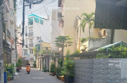 Phú Nhuận, 32m2, hẻm xe hơi, 5 tầng, ngang 4,5m, chỉ 7 tỷ