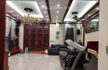 CHÍNH CHỦ BÁN CĂN HIẾM NHẤT VIỆT HƯNG 9.25 TỶ, LÔ GÓC, GARA, THANG MÁY, NỞ HẬU, KINH DOANH ĐỈNH