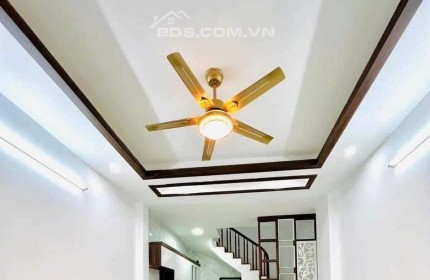 Nhà Hữu Hòa Thanh Trì ô tô chạy vèo mặt ngõ chỉ từ 2.tỉ 30m2 5 tầng