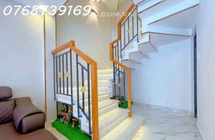 NHÀ MỚI XÁCH VALI VÀO Ở NGAY ĐÓN XUÂN  RỰC RỠ - SỔ VUÔNG ĐẸP 56M2 - P. LONG TRƯỜNG - TP.THỦ ĐỨC - CHI 3,5 TY