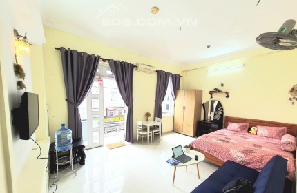 PHÒNG CHDV BAN CÔNG 35m2  đối diện COOMARK -  CỘNG HÒA E-TOWN P13 TÂN BÌNH