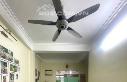 Bán Nhà Phố Kim Hoa Quận Đống Đa. 108m Xây 5 Tầng Mặt Tiền 6.3m Nhỉnh 11 Tỷ. Cam Kết Ảnh Thật Mô Tả Chính Xác. Chủ Cần Bán Nhanh Chia Tài Sản Cho Con