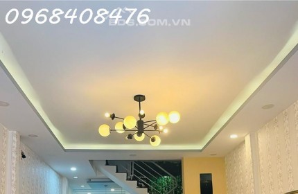 NHÀ SÁT HXH - PHƯỜNG 1 QUẬN 8 - 68M2 NGANG >4M - 3 TỶ NHỈNH TL MẠNH