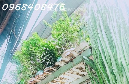 SÁT HẺM Ô TÔ - CAO LỖ, QUẬN 8 - 70m2 (Ngang 5m) - VUÔNG NỞ HẬU - 3 TỶ HƠN.