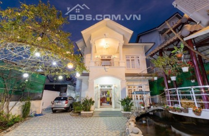 CHO THUÊ VILLA SÂN VƯỜN - SÂN ĐẬU OTO - Hùng Vương - P9 Đà Lạt