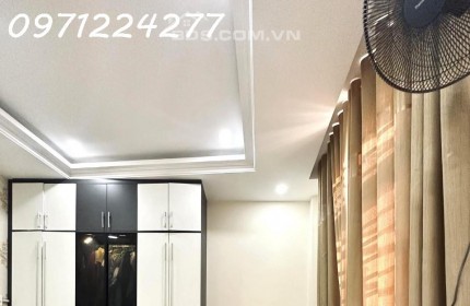 BÁN NHÀ NGÃ TƯ BÌNH TRIỆU - HIỆP BÌNH CHÁNH - THỦ ĐƯC
80M2 [ 7 X 11.5 ] 3 TẦNG - 4PN - 3WC XE HƠI TỚI CƯA  GIÁ 7.5 TỶ