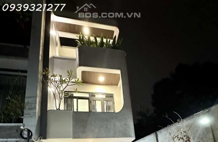 BÁN NHÀ KHA VẠN CÂN ,LINH TRUNG ,THỦ ĐỨC 70M2 4 TẦNG 3 PHÒNG NGỦ ,SỔ HỒNG RIÊNG ,KHÔNG QUY HOẠCH [ GIÁ 6.9 TỶ ]