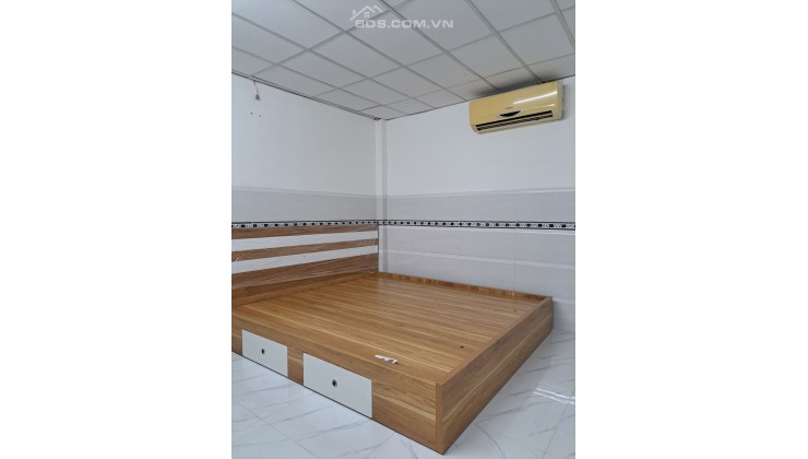 BÁN GẤP NHÀ PHƯỜNG 15 TÂN BÌNH, 2 TẦNG, 60M2, GIÁ CHỈ HƠN 2 TỶ.