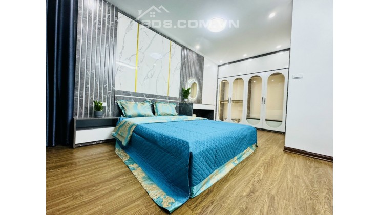 HƠN 3 TỶ NHÀ 4 TẦNG CẠNH ROYACITY NGÃ TƯ QUẬN THANH XUÂN HÀ NỘI 3 NGỦ ĐẦY ĐỦ CÔNG NĂNG SỬ DỤNG.