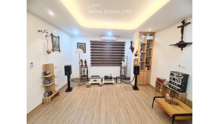 NHÀ ĐẸP ĐÓN TẾT - KHU ĐẶNG VĂN NGỮ - LÔ GÓC - Ô TÔ ĐỖ CỔNG - Ô TÔ TRÁNH CÁCH 10M