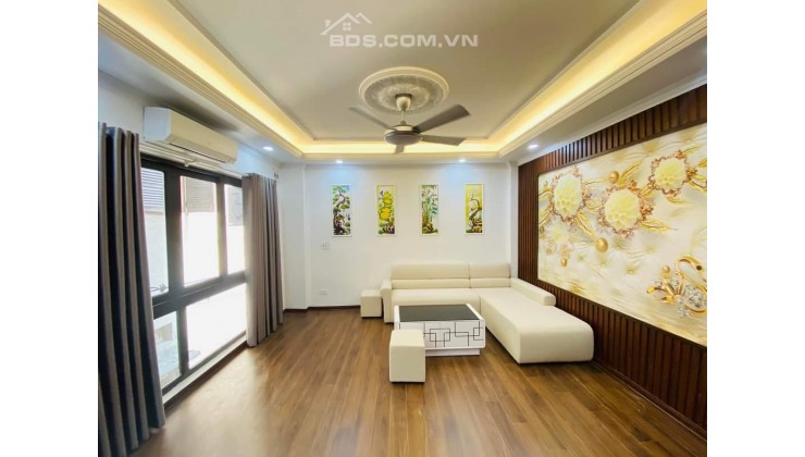 CẦN BÁN GẤP NHÀ PHỐ VŨ TRỌNG PHỤNG. 6 TẦNG - THANG MÁY CÁCH OTO 50M
