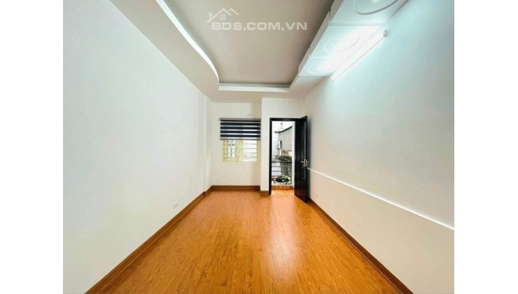 BÁN NHÀ NGUYỄN NGỌC VŨ -  30 M2 5 TẦNG - FULL NỘI THẤT - NGÕ NÔNG - TIỆN ÍCH NGẬP TRÀN