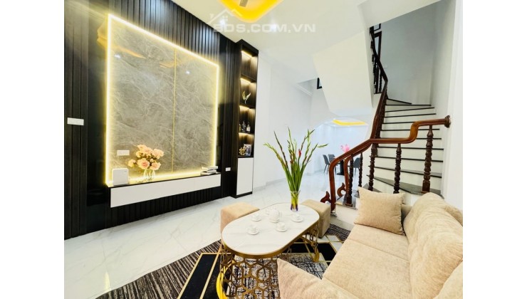 Bán nhà Khương Trung 42m2, 4 Tầng, dân xây chắc chắn, giá chưa đến 4 Tỷ, 3 ngủ đủ công năng