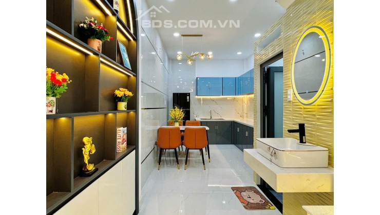 Bán nhà quận Tân Bình, Huỳnh Văn Nghệ, phường 15, 30m2, 3.57 tỷ, nhà đẹp