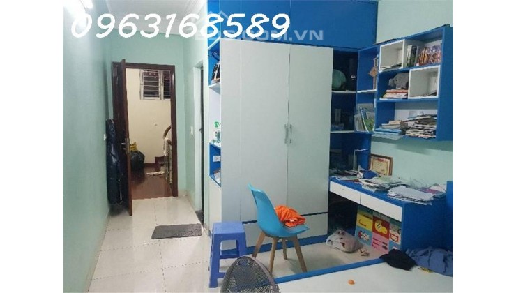 8.3 tỷ, bán nhà mặt ngõ Chiến Thắng, ô tô đỗ, 50m2, 6 tầng, Kinh doanh, Full nội thất.